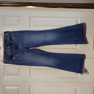 American Eagle flare jeans Size 6 short